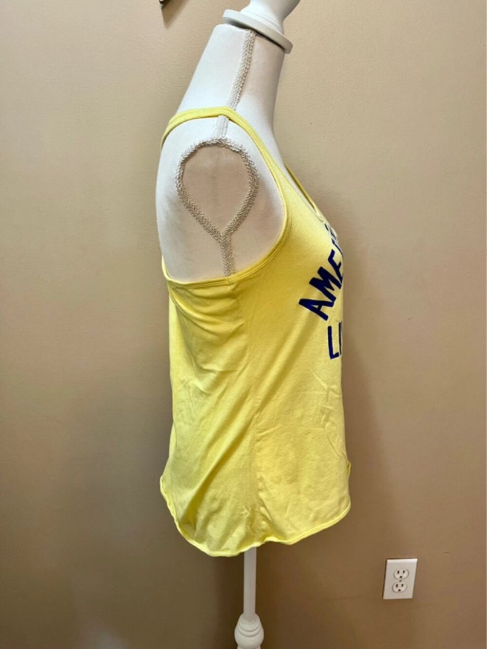 American Eagle Racerback Tank Top Size Medium - Picture 2 of 6